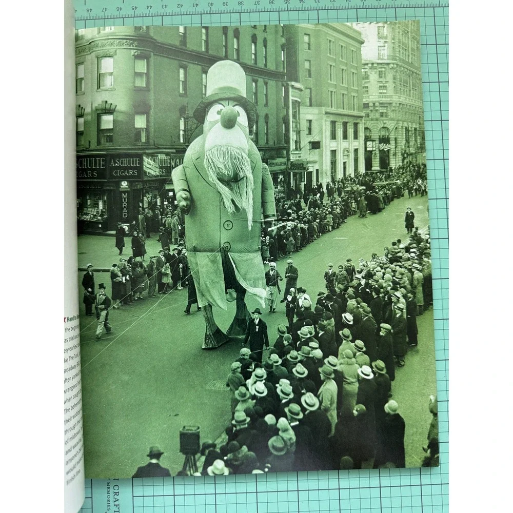 LIFE Magazine Americas Parade Macy Thanksgiving Day Parade Special Willard Scott